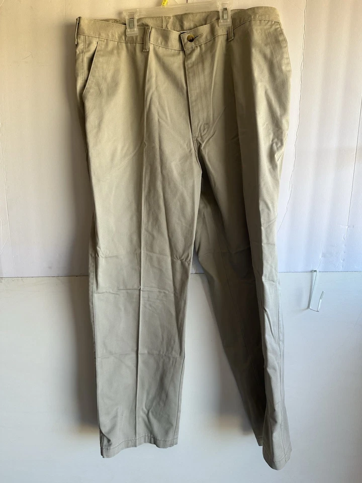 Men's Pre-Owned Khaki Pants Lot 4 - Dockers, Savane, Wrangler - Sizes 40x30 - Image 2 of 4