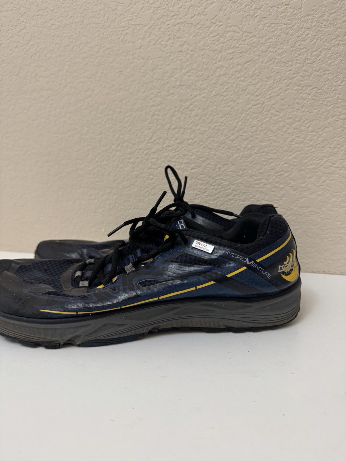 Topo M-Hydroventure Athletic Sneakers Mens Size 13 Navy Blue Trail Running Shoes