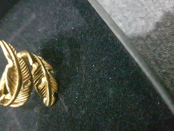 Alternate view of Beautiful Leaf Design Gold Plated Ring