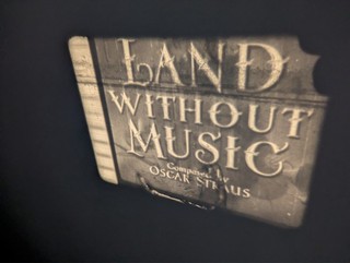 VINTAGE 9.5mm FILM LAND WITHOUT MUSIC B/W SOUND 800' RLS 1 3. (T 9103)