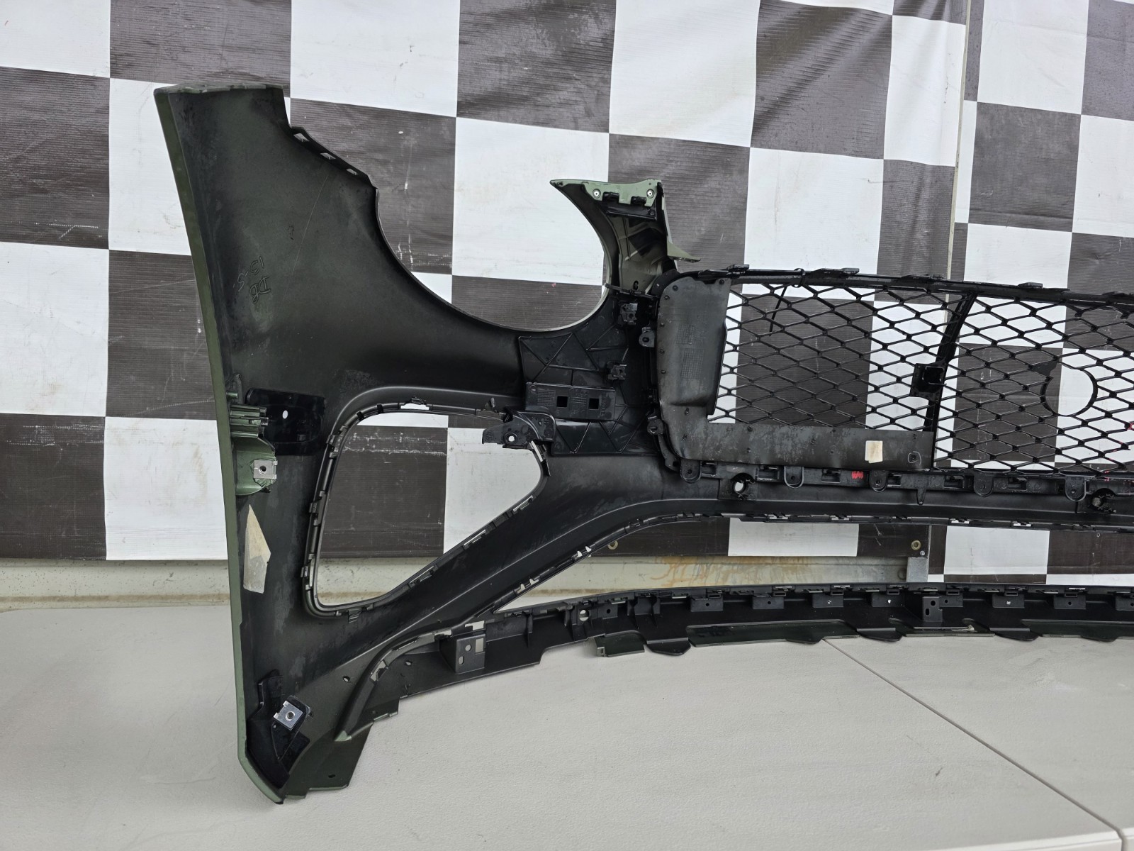 2025 2026 Bentley Continental Gt Front Bumper W Center Lip Used Oem 3SD853667