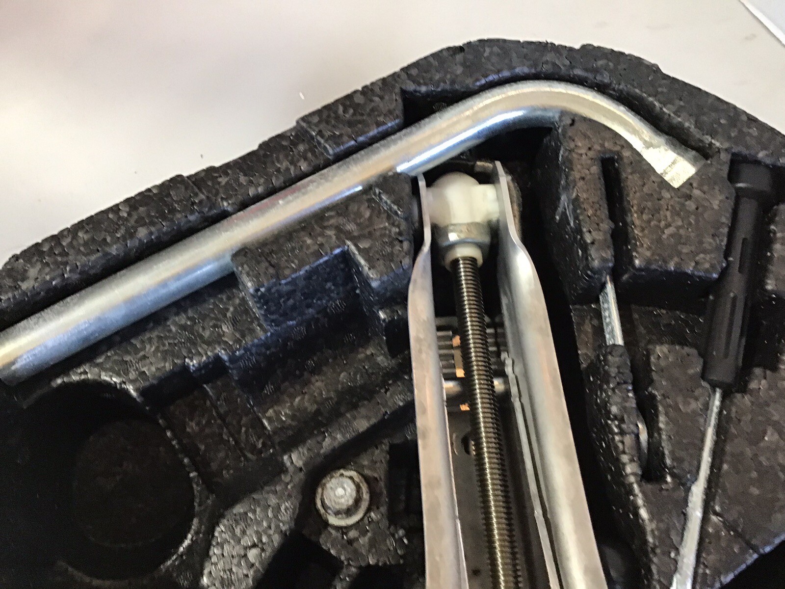 2000 VW Jetta Spare Tire Jack Tools In Foam Holder Fits 20112018 eBay