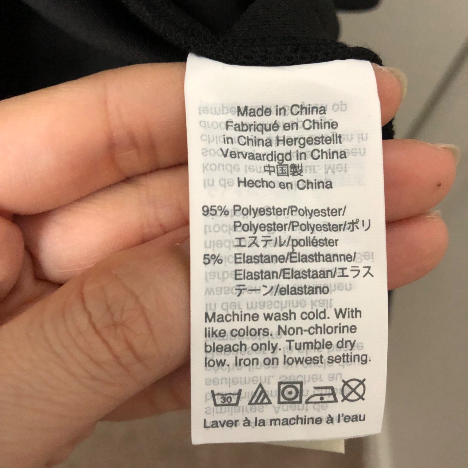 Texture & Thread Madewell Solid Black V-neck Faux… - image 9