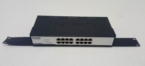 DLink DSS-16 port 10/100 Fast Ethernet Switch - Version H1 - Picture 1 of 5
