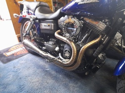 Harley-Davidson Dyna 1999-2016 Auspuffanlage Rohre 2 in 1 Mid Control