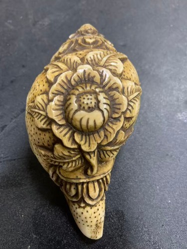 Wonderful Tibetan Natural Conch Hand Carved *Dungkar* Statue !!!!