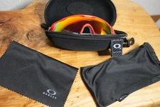 Oakley Men's Radar EV Path Sunglasses Polished White, Prizm Ruby