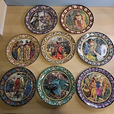 8 X Wedgwood King Arthur & The Knights of the Round Table Plates