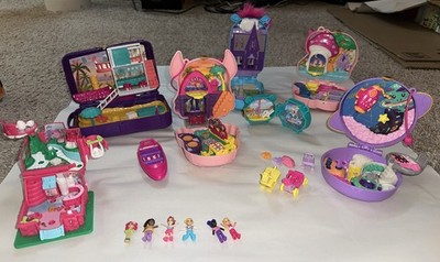 Lot of Seven 2019 Polly Pocket Compacts & Packs WITH DOLLS & Accessories!!