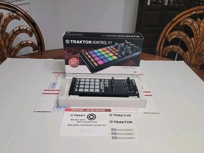 Traktor Kontrol F1 - DJ Remix Controller ** SUPER CLEAN **