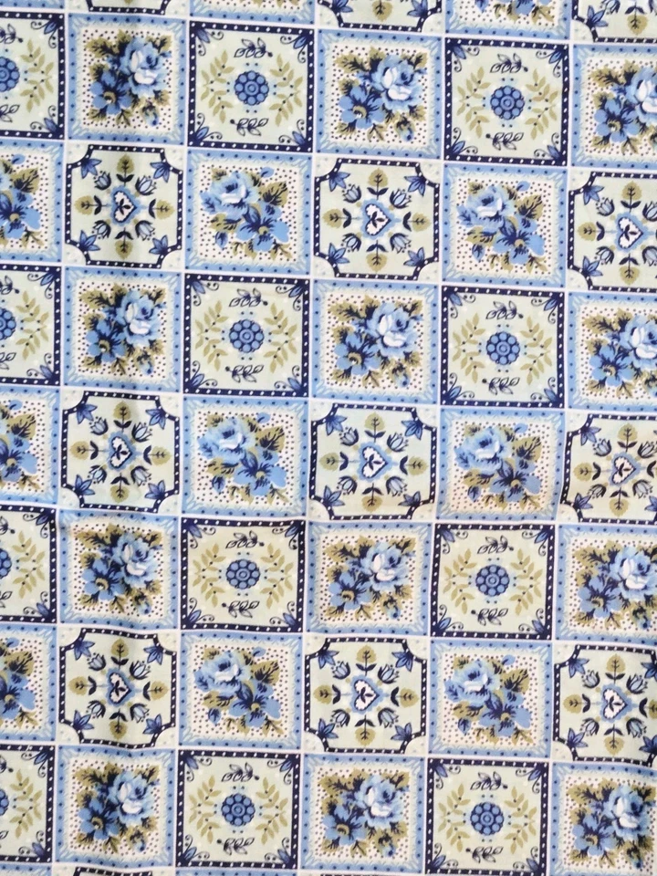 Vintage Pennsylvania Dutch 1950s 60s Patchwork Cotton Fabric 1.5 Yds Blue Rose - Image 2 of 4