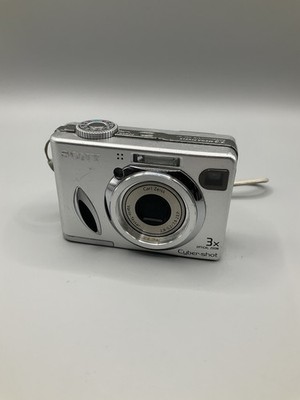 Sony DSC-W7 / Kamera / Digitalkamera / Silber