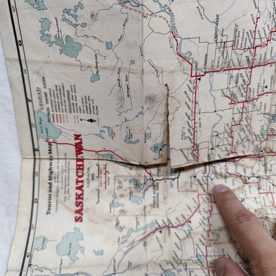 Rare 1952 Vintage Saskatchewan Canada Tourist Travel Map Guide Brochure