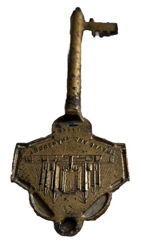 KEY to 1933 CHICAGO Worlds Fair “A Century Progress” Brass w/Gold Tone 8.5”x2.5” - Picture 7 of 16