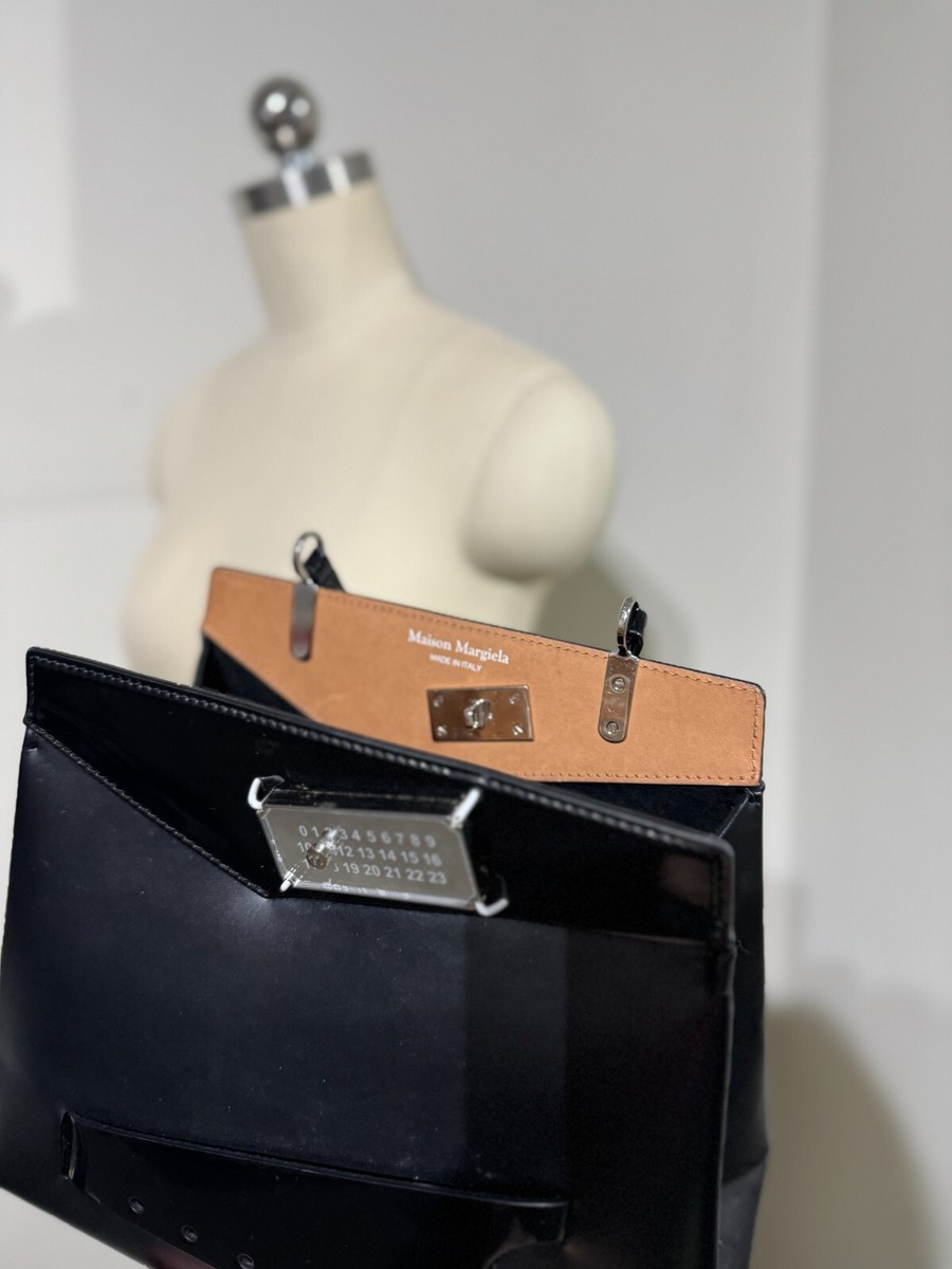 【関税&送料込み】Maison Margiela Snatched Tote Bag 2290$ MAISON MARGIELA Black Snatched Medium Tote BAG | eBay