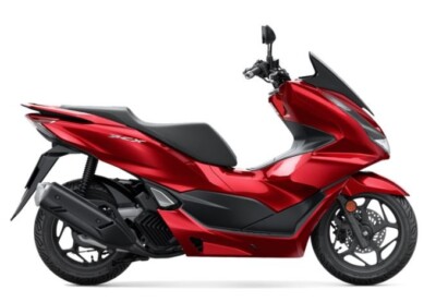 HONDA　PCX125 Honda reveal host of changes for their popular PCX 125
