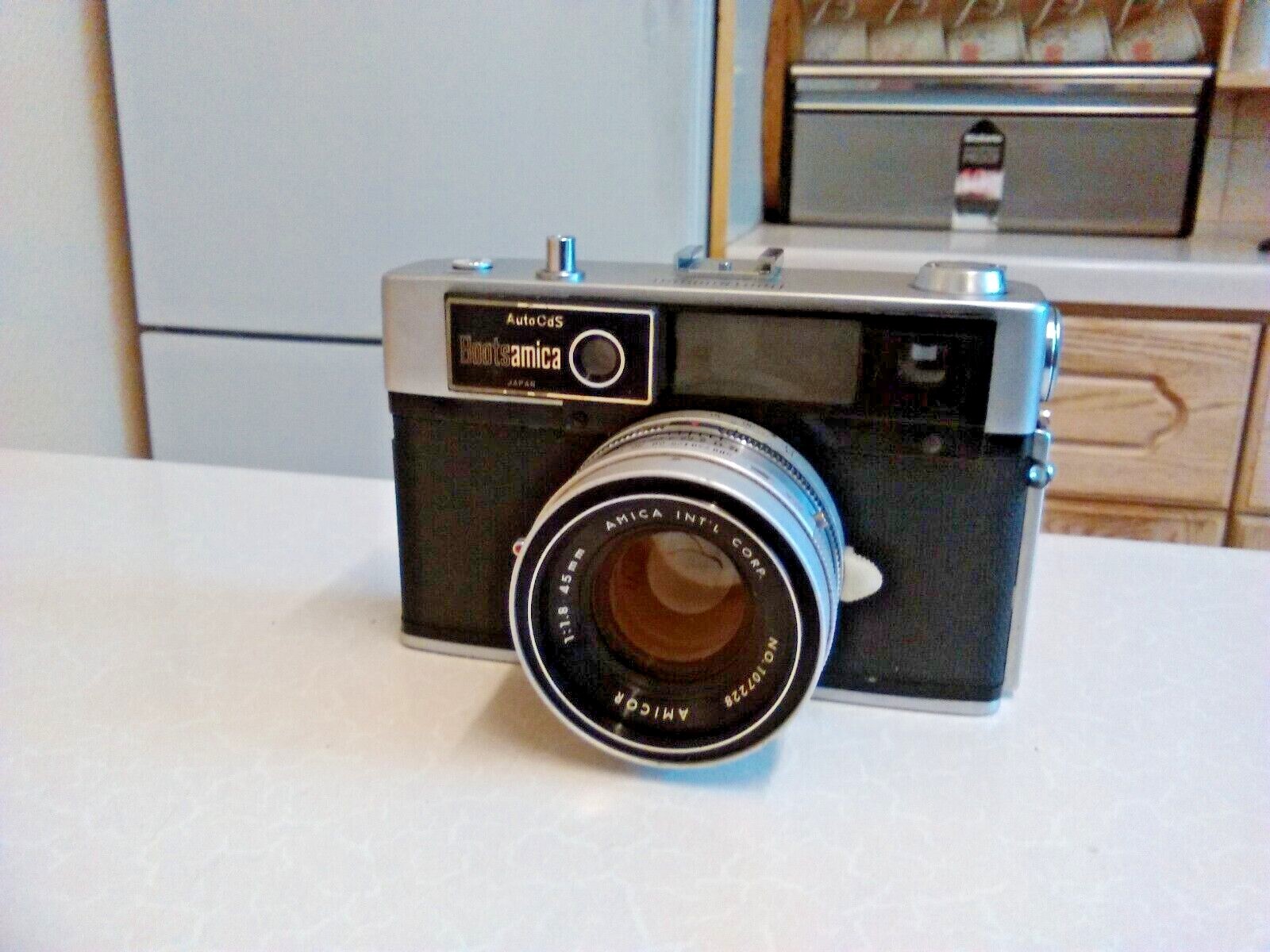 1960s Boots Amica Auto Cds 35mm Rangefinder Camera & Case (4281)