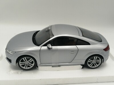 ミニチャンプス 1/18 Audi TT クーペ