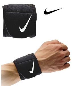 nike hand band