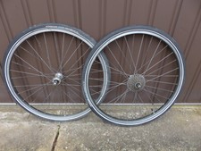 Felgen Laufradsatz ARAYA RX-7 26" + Shimano DX Naben 7x / 100/135mm f. Bastler