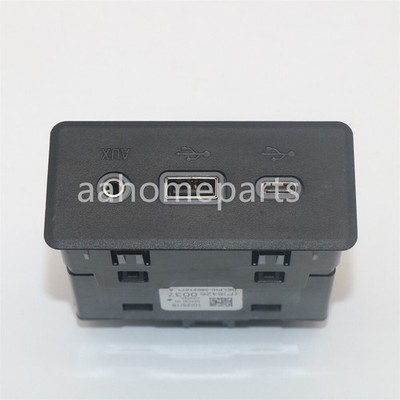 OEM Audio Player USB Receptacle Auxiliary Jack 84260037 for 19-25 Chevrolet GMC 