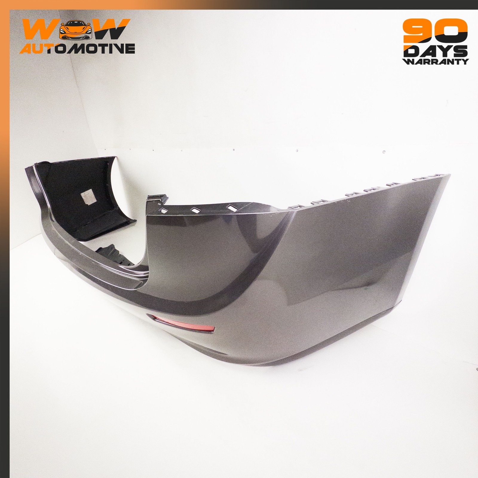 14-19 MASERATI GHIBLI REAR BUMPER REAR BUMPER COVER REFLECTOR LIGHT LAMP OEM