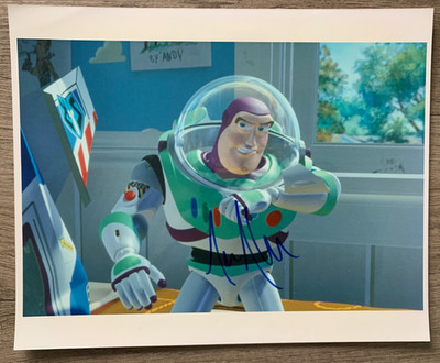 Tim Allen signiertes Buzz Lightyear Foto 8×10   Toy Story   Echtheitszertifikat Hollywood Stars