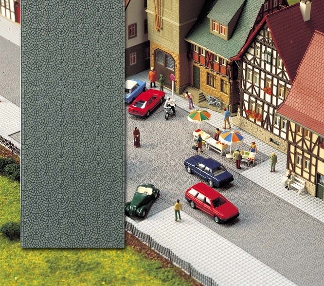 Busch 8131 - 1/160 / N Pavement - New