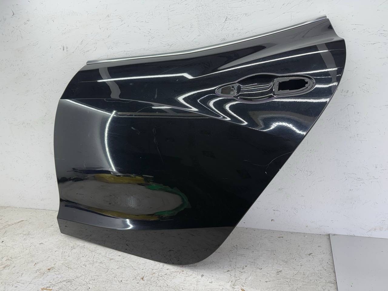 2014-2020 Maserati Ghibli Rear Left Door Shell Black