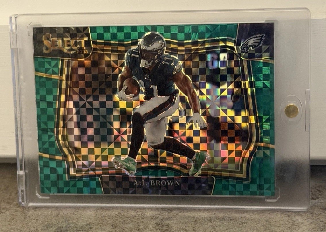 2022 Panini Select - Field Level A.J. Brown #431 GREEN PRIZM 4/5
