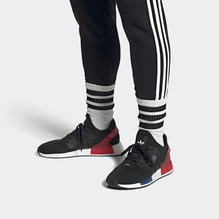 Adidas US 13 Mens Black White Red Blue Retro Rare Lifestyle NMD R1 V2 GY6162 NIB thumbnail 13