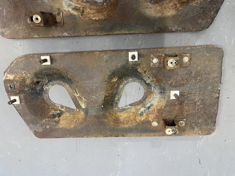 Impala 1970 soportes de montaje cucharones de montaje de faros Caprice BelAir soportes OEM Foto 3 de 4