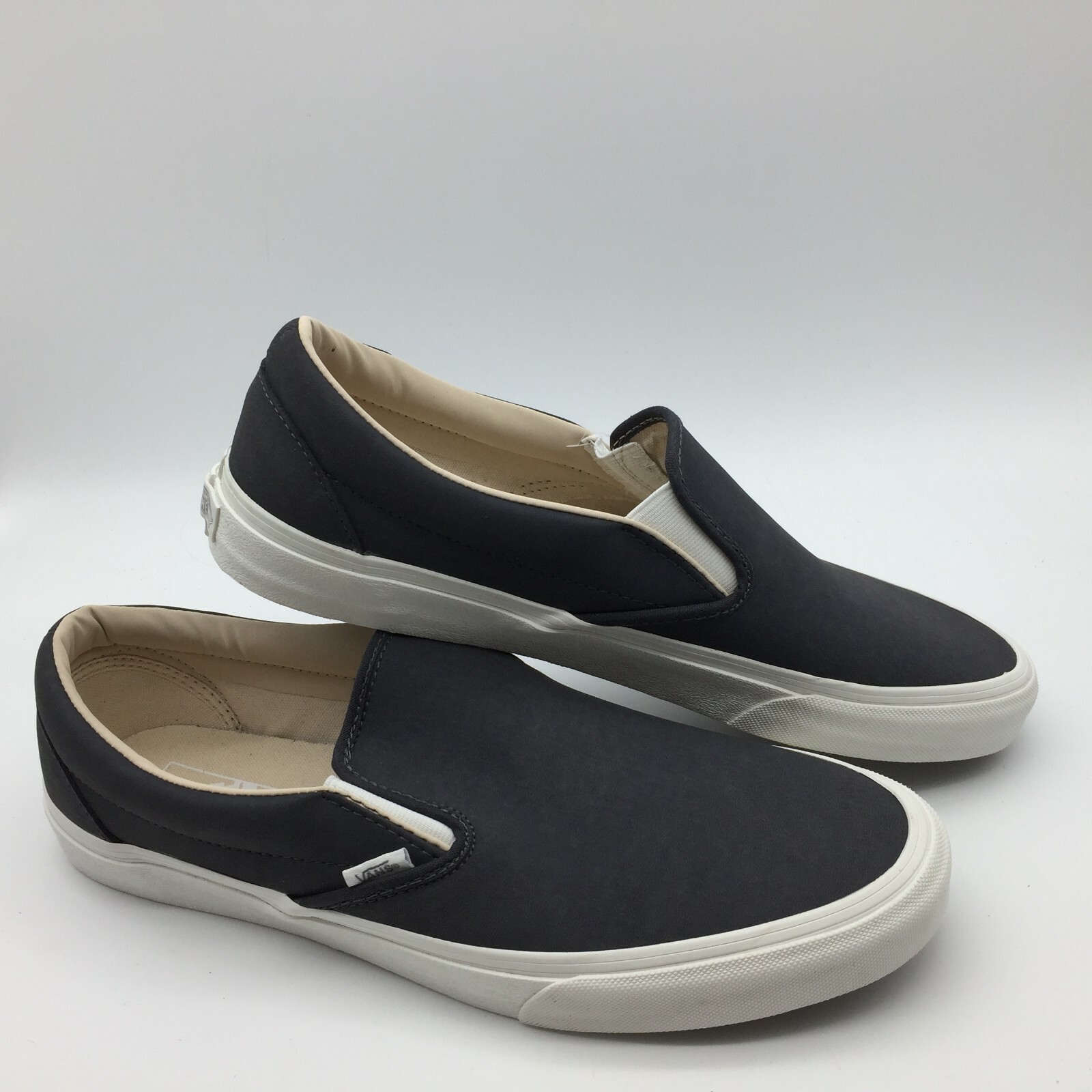 vansbuck slip on