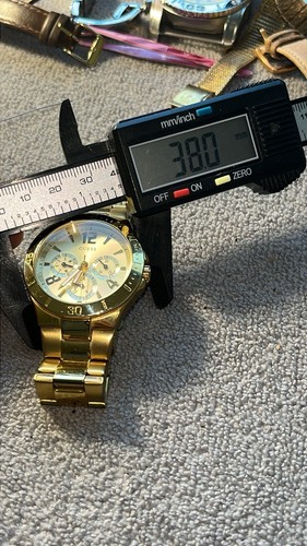 GUESS Women's Active Shine Multi-Function Gold Sport Watch With New Battery NICE - Picture 8 of 11