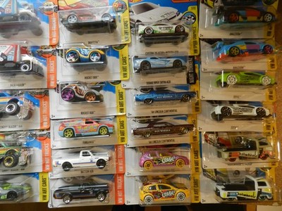 Auswahl Hot Wheels 2017 unbespielt in OVP