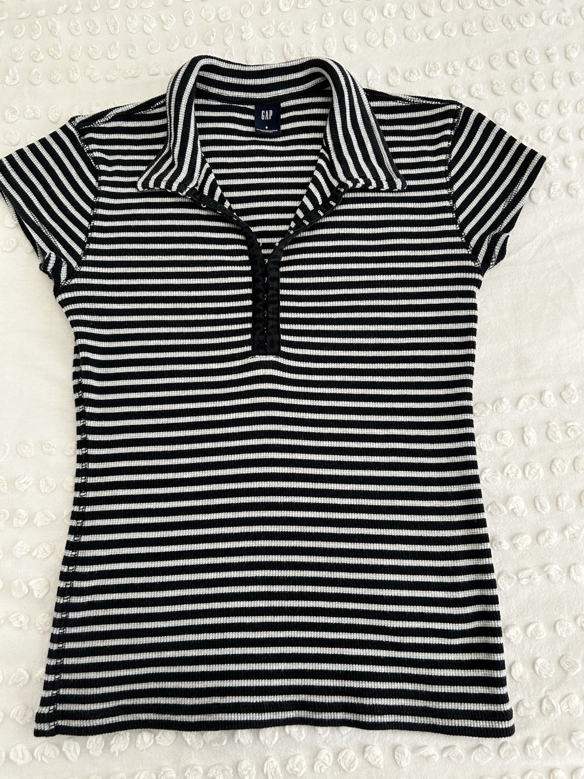 Vintage GAP Top 100% Cotton Polo Style Black and Gray Striped Ribbed Knit Sz Sm