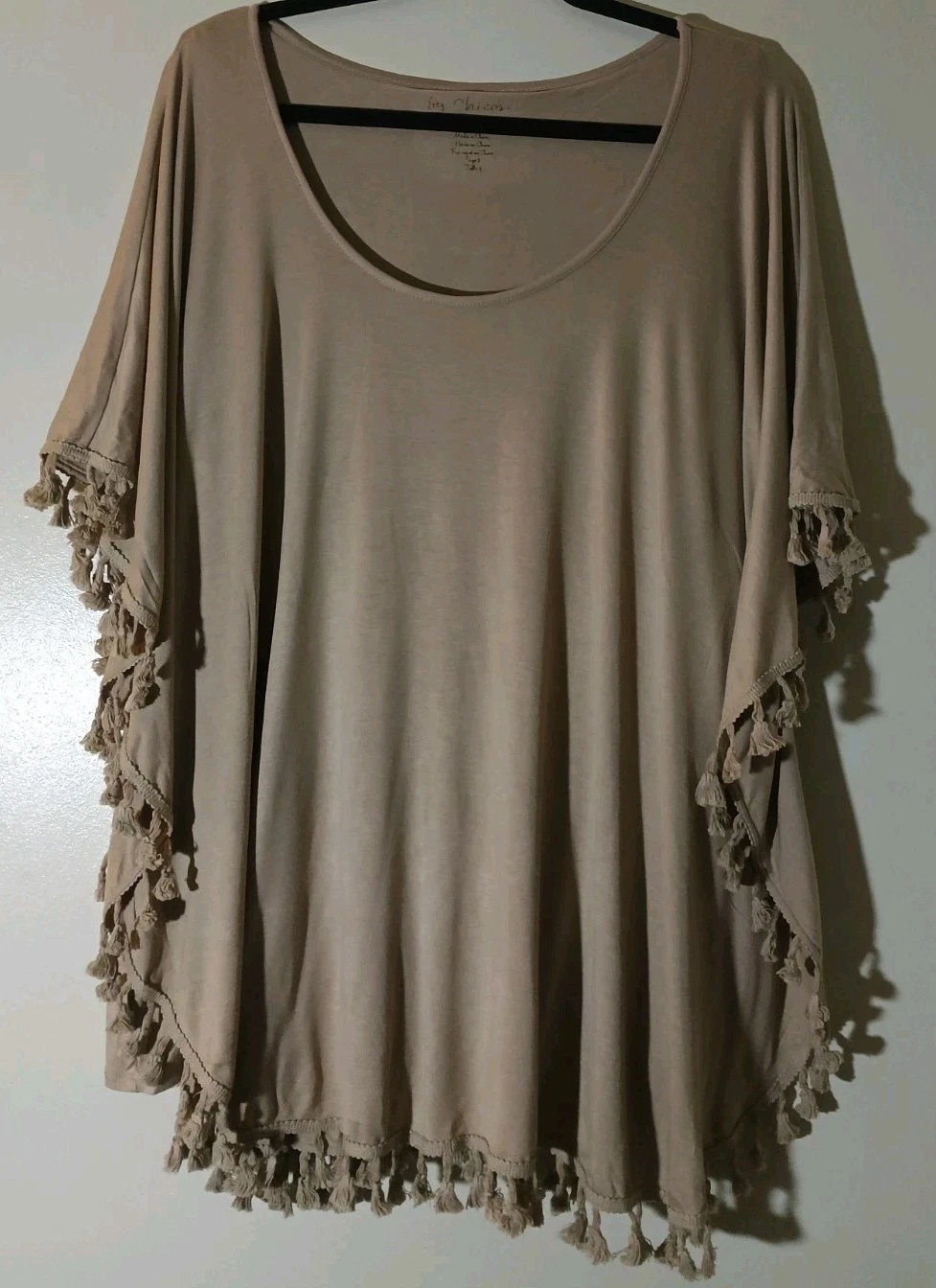 Chico's Women's NEW Sand Color Pom Pom Poncho, Size X-Large.