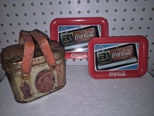 Lote de Mini Bandeja de Lata COCA COLA Iluminada Años 50 y Cesta de Lata