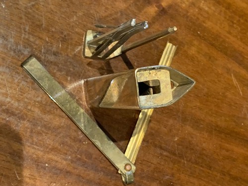 Vintage Chinese Engraved Brass Lock and Key, 20th Century - Picture 9 of 10