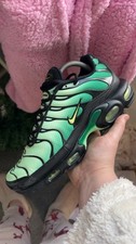 Nike Air Max Plus Vapor Green Lemon Twist DM0032-301