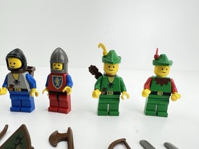 LEGO Castle Mini Figures 6103 set Missing 2 Parts