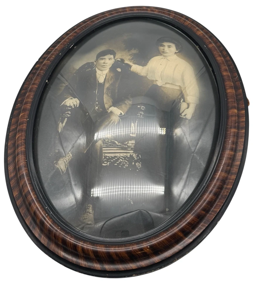 Antique Oval Tiger Stripe Wood Picture Frame Convex Glass 17"x23” Asian Couple - Image 2 of 4
