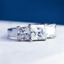 Size 7, vintage Sterling 925 silver engagement ring with cz