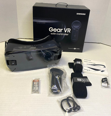 Samsung SM-R324 Gear VR W/Controller Powered by Oculus NEW OPEN BOX