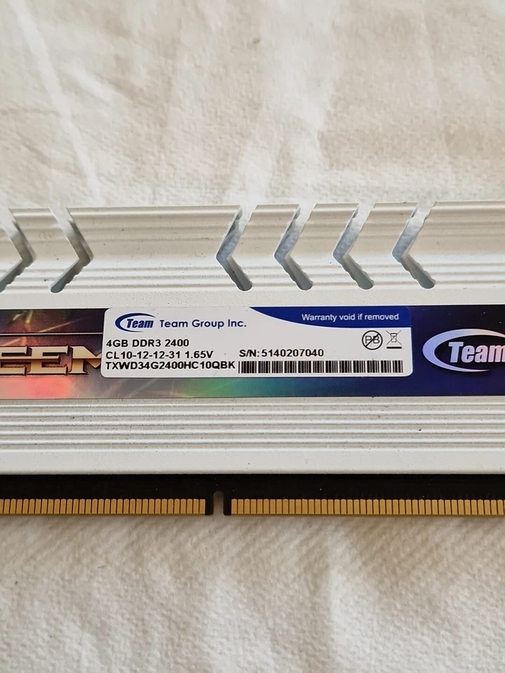 Team Xtreem 4GB (1 x 4GB) RAM Memory DDR3 Desktop 2400 - Image 2 of 4