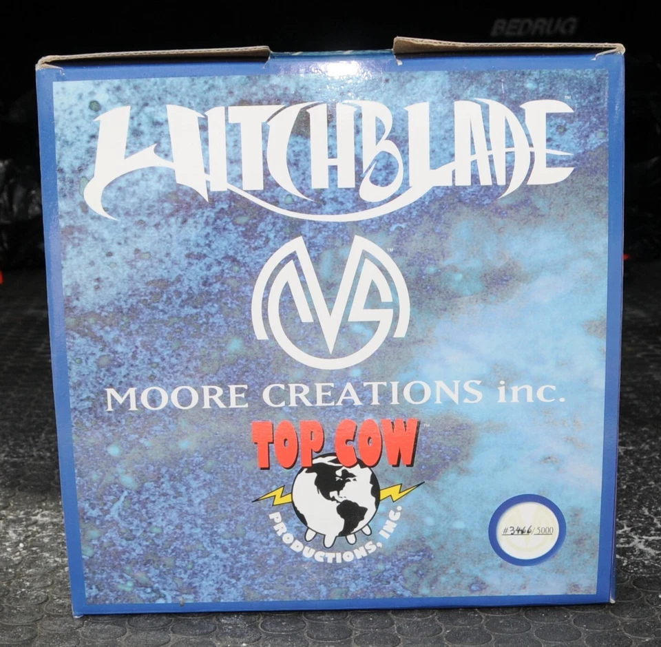 "Escultura de porcelana fundida en frío Clayburn Moore Creations WITCHBLADE 12"" 3466/5000" Foto 3 de 4