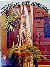Craft Course 30-13075 MACRAME POT HANGERS 24pg booklet Easy To Make 1974