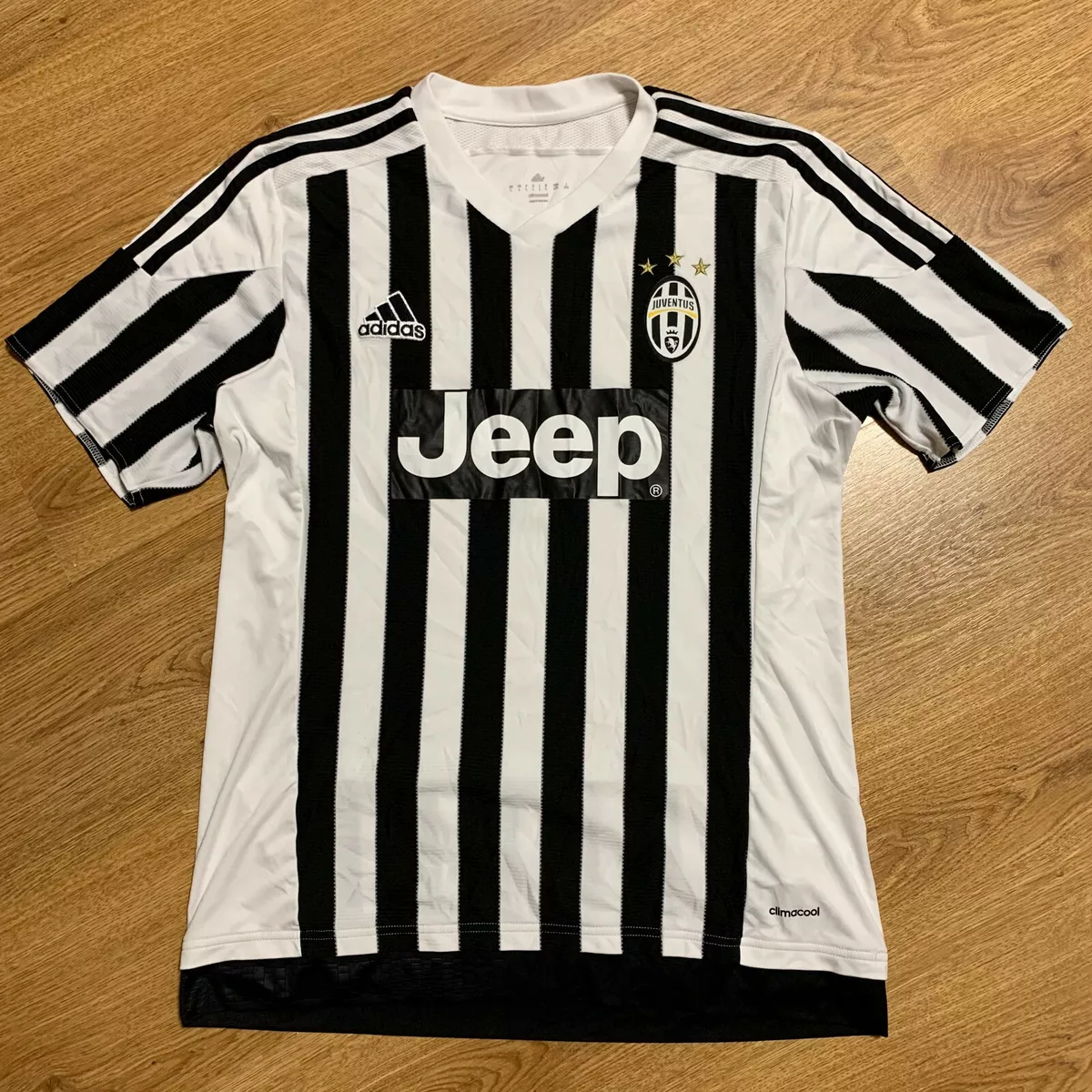 Juventus 2015 2016 Home Football Shirt Jersey Size L Adult eBay