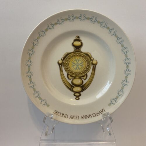 Wedgwood Avon "DoorKnocker" Second Anniversary 7 3/4" Welcome Service Plate VGC - Picture 1 of 3