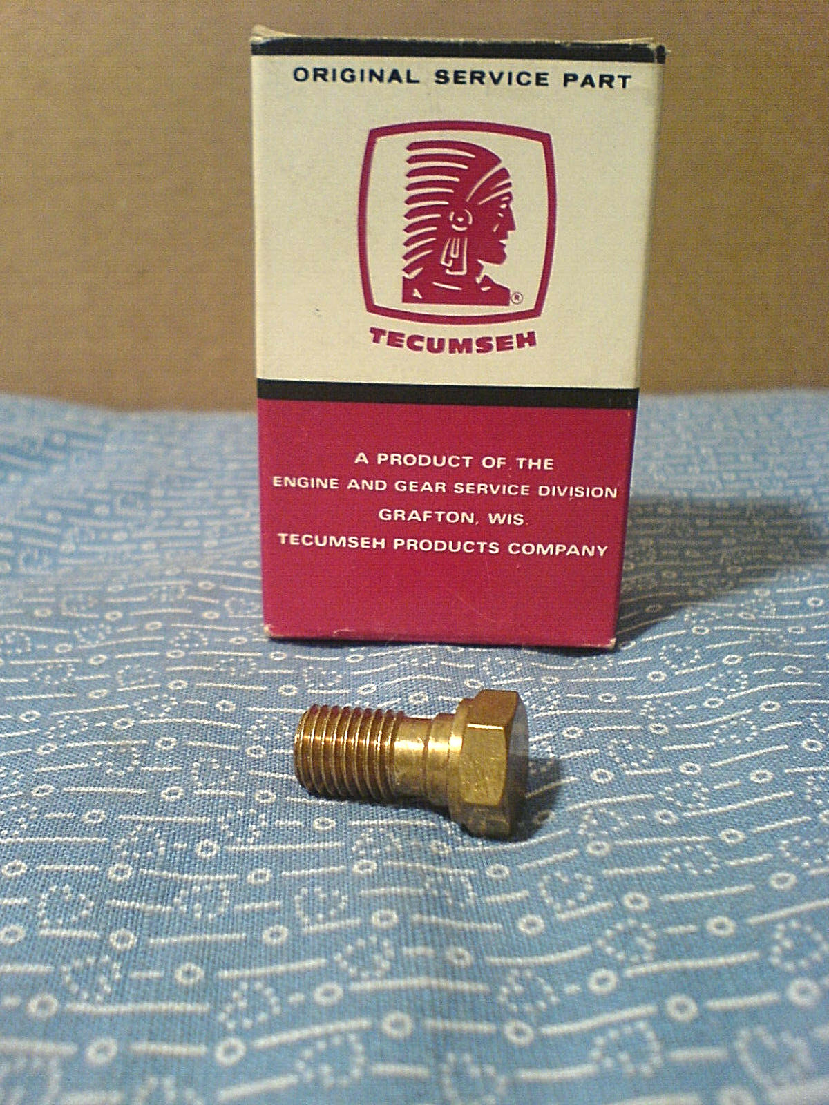 TECUMSEH ENGINE CARBURETOR BOWL NUT. 633012 NOS OEM PART E20 eBay